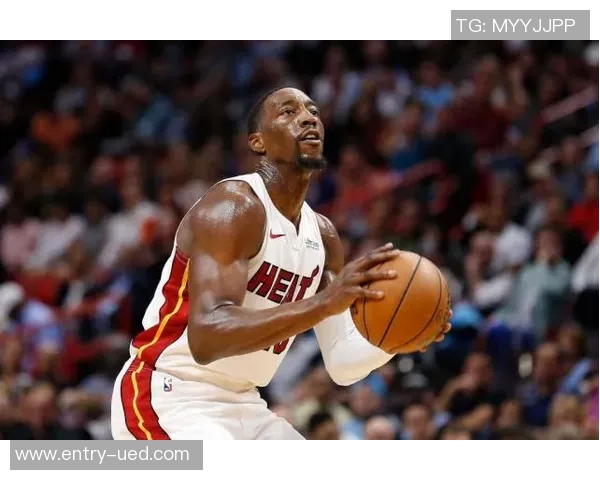 鲍威尔谈与阿德巴约的合作默契培养过程与未来展望