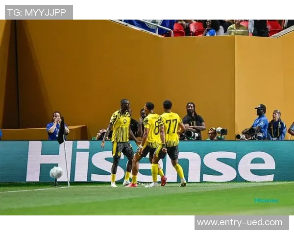 多特蒙德对科隆首发阵容揭晓吉拉西阿德耶米领衔小贝林布兰特待命